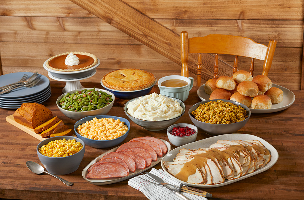 A Turkey Day Treat: Bob Evans’ Holiday Celebration Platter